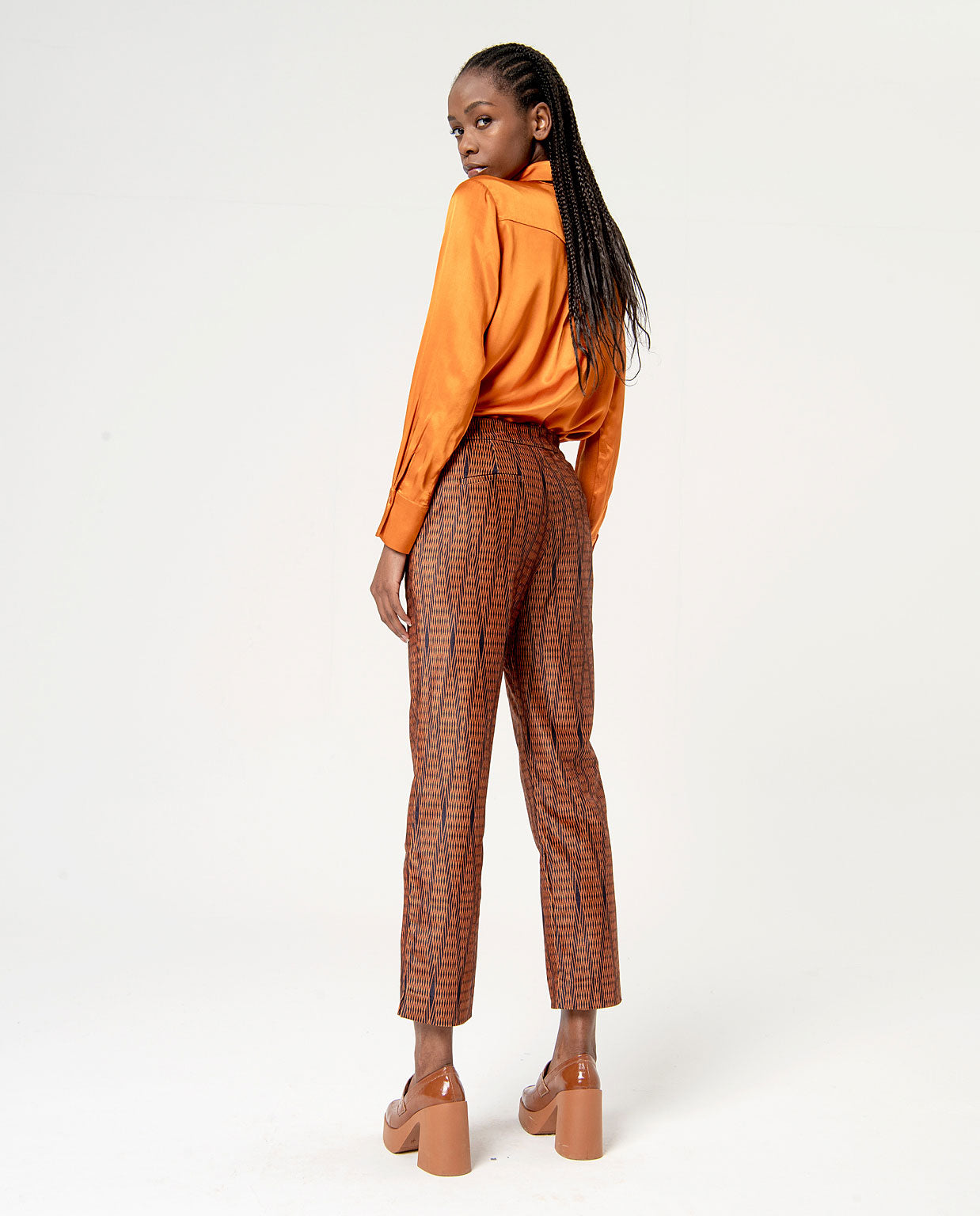 PANTALONI CON MINI LOSANGHE