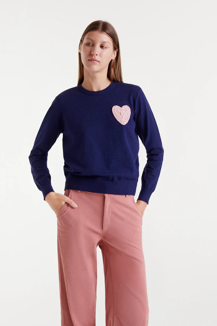 MAGLIA CON CUORE RICAMATO
